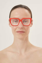 Red cat eye frame – easy-to-wear D-frame shape with rounded volumes – LUX VERSE Luxury Designer Fashion Outlet