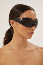 Skin XXL Cat sunglasses in black – a brand statement in terms of silhouette and fashion realism – LUX VERSE Luxury Designer Fashion Outlet