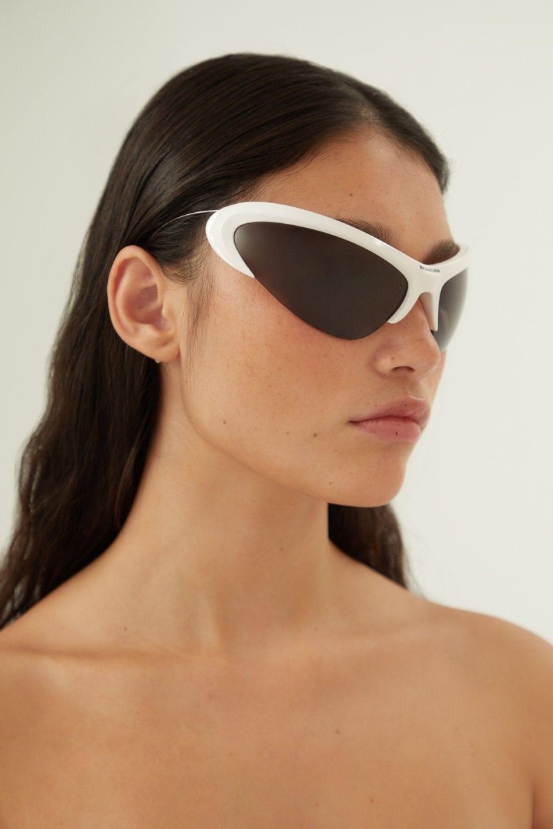 Wire CAT white sunglasses – a brand statement in terms of silhouette and fashion realism, these products will be – LUX VERSE Luxury Designer Fashion Outlet