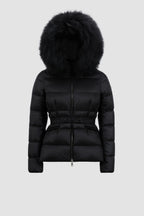 Boed Short Down Jacket – the Boed down jacket delivers a sophisticated winter look, showcasing a feminine – LUX VERSE Luxury Designer Fashion Outlet