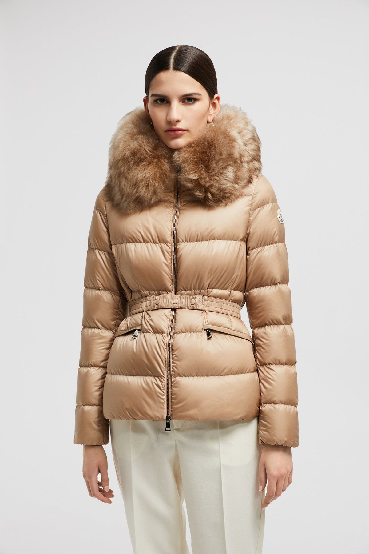 Boed Short Down Jacket – the Boed down jacket delivers a sophisticated winter look, showcasing a feminine – LUX VERSE Luxury Designer Fashion Outlet
