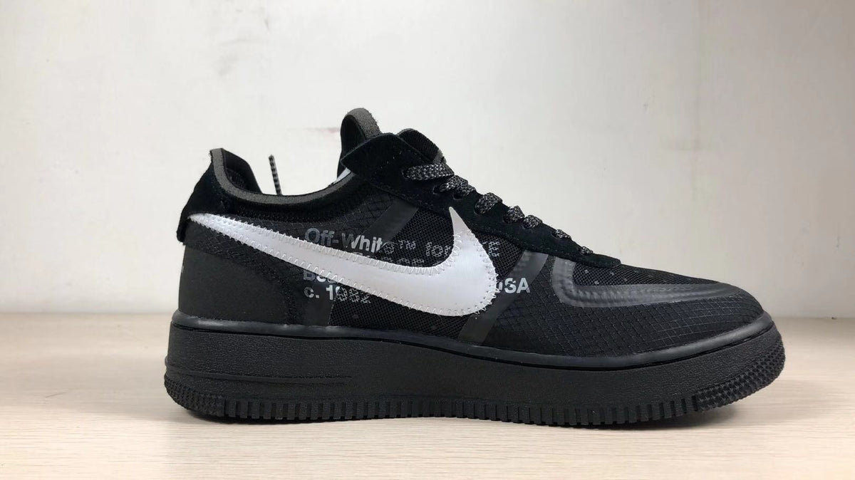 Black Leather Contrast Swoosh Low-Top - Men's