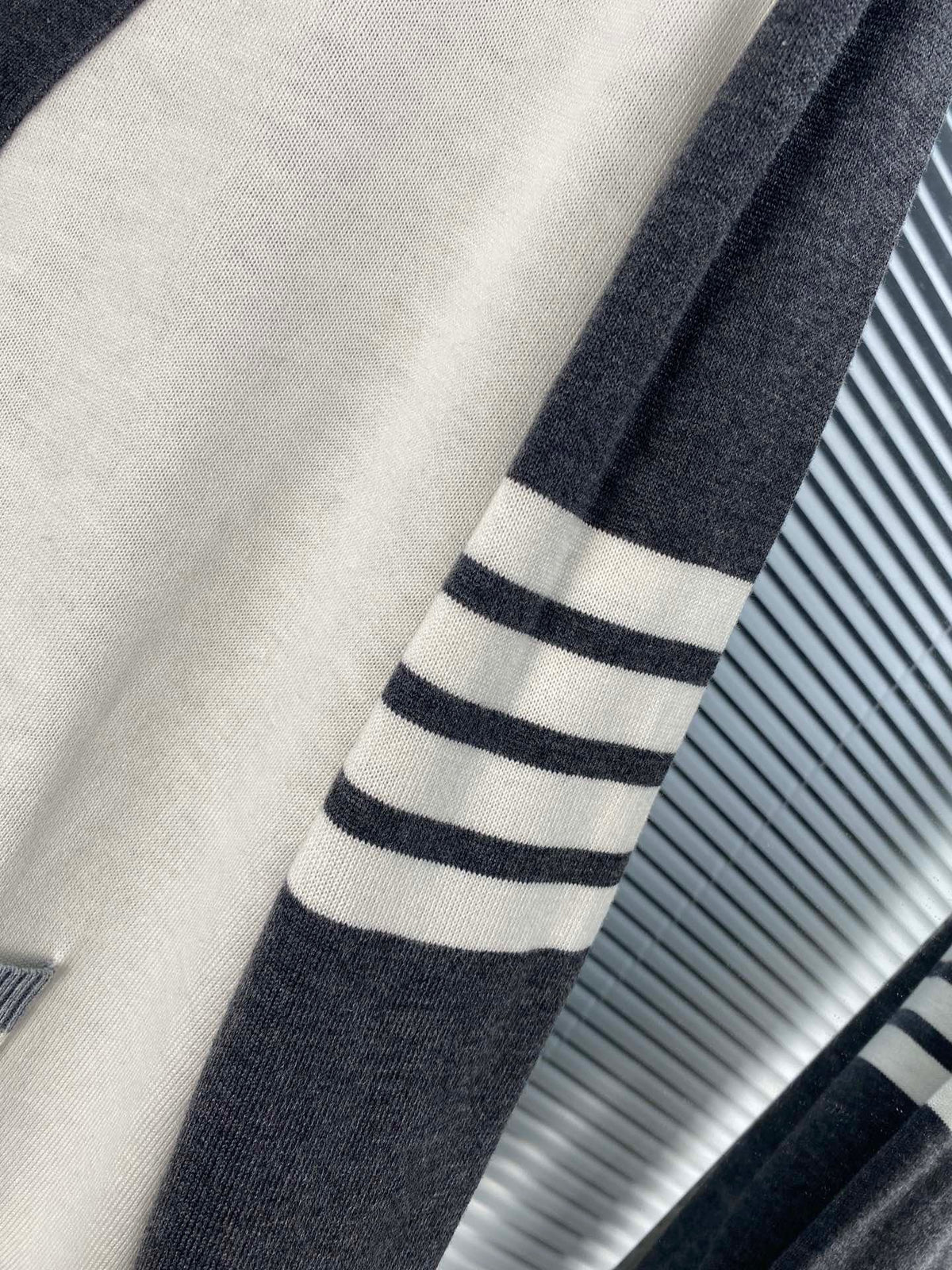 4-Bar Colourblock Cardigan - Men's