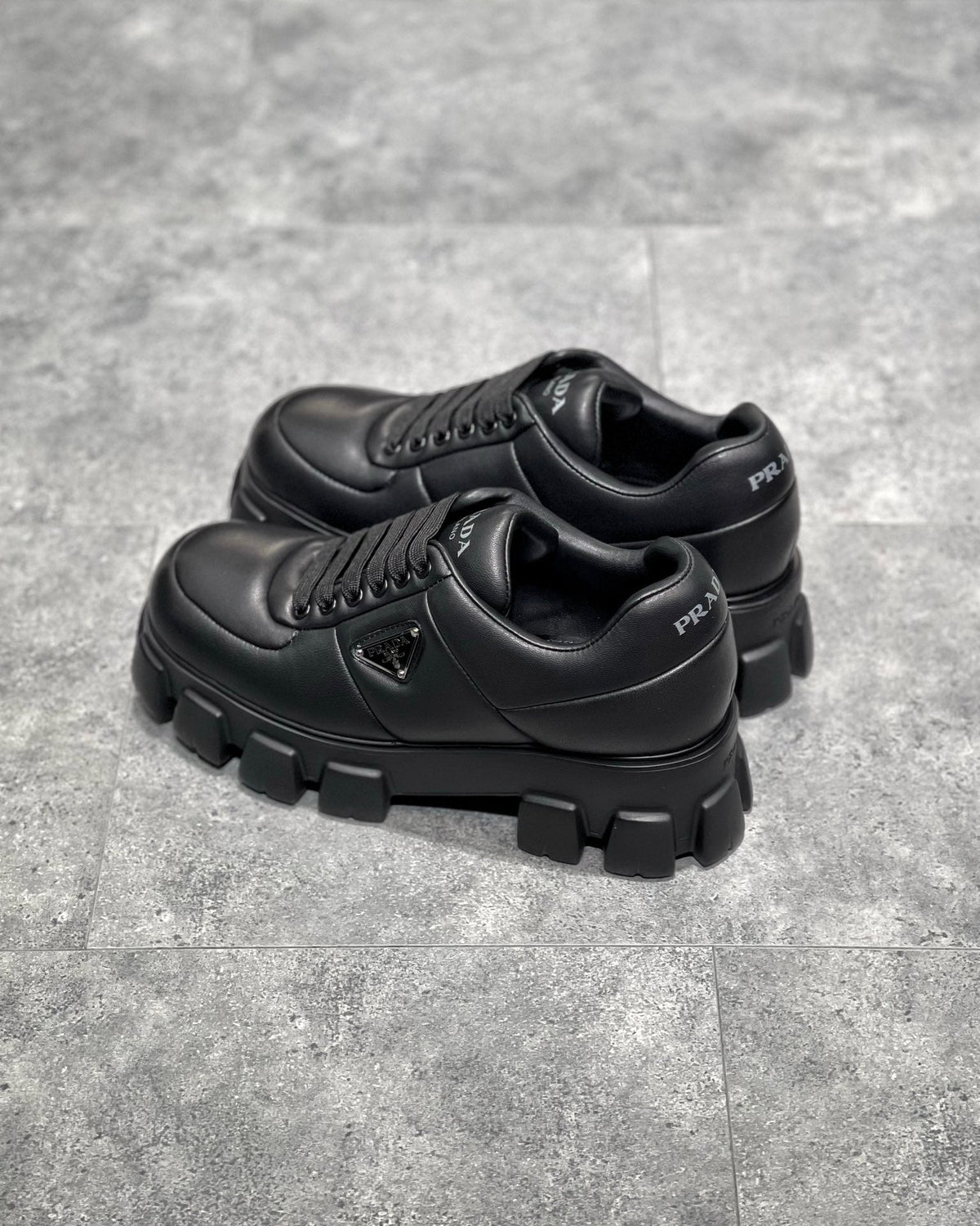Black Leather Lug-Sole Chunky - Men's