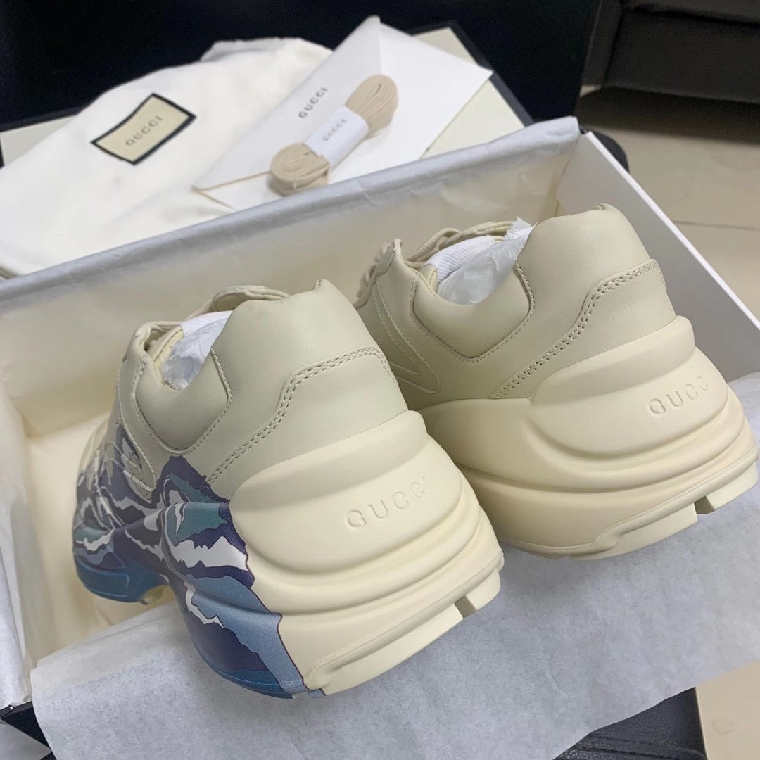 Rhyton Wave Print Sneakers