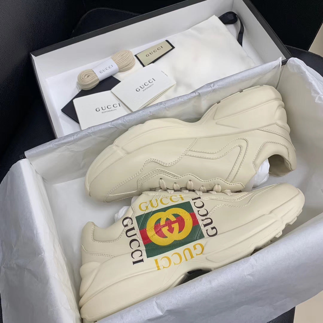 Rhyton Vintage Logo Sneakers