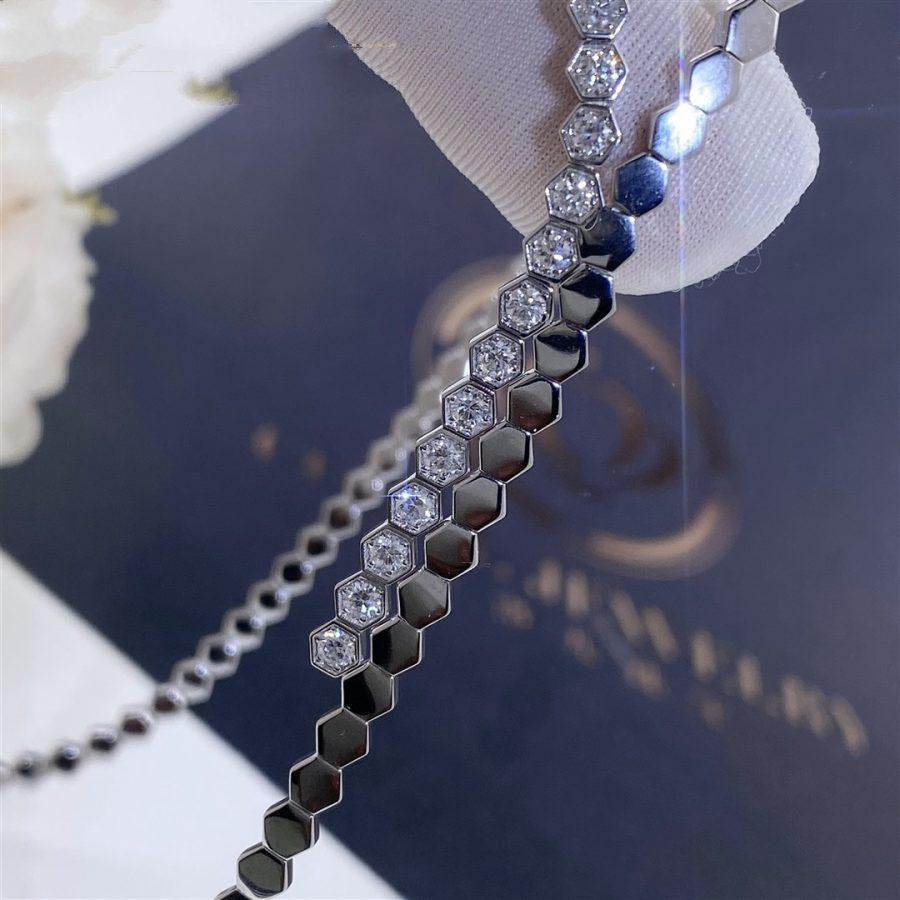 Bee Love Silver Diamond Necklace – LUX VERSE Luxury Designer Fashion Outlet