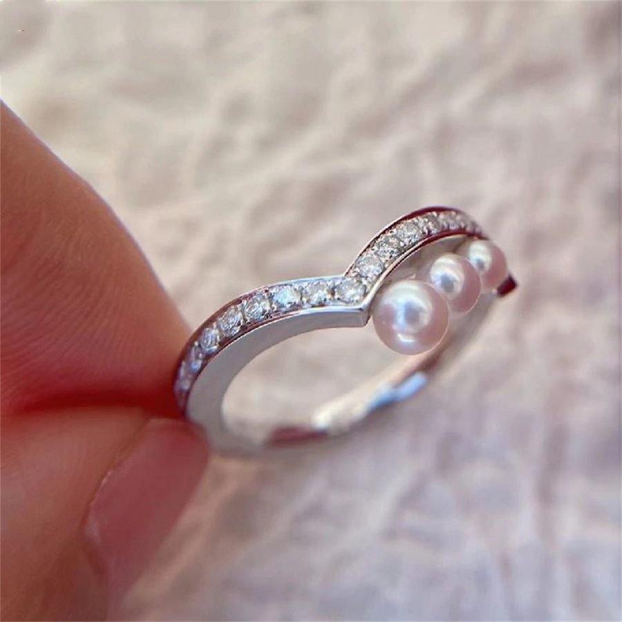 Josephine Silver Diamond Ring – LUX VERSE Luxury Designer Fashion Outlet