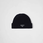 Wool and cashmere beanie – this elegant, modern beanie is made of fine wool and cashmere – LUX VERSE Luxury Designer Fashion Outlet