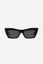 Cat-eye black logo sunglasses – out for their unmistakable style, where attention to detail and quality – LUX VERSE Luxury Designer Fashion Outlet