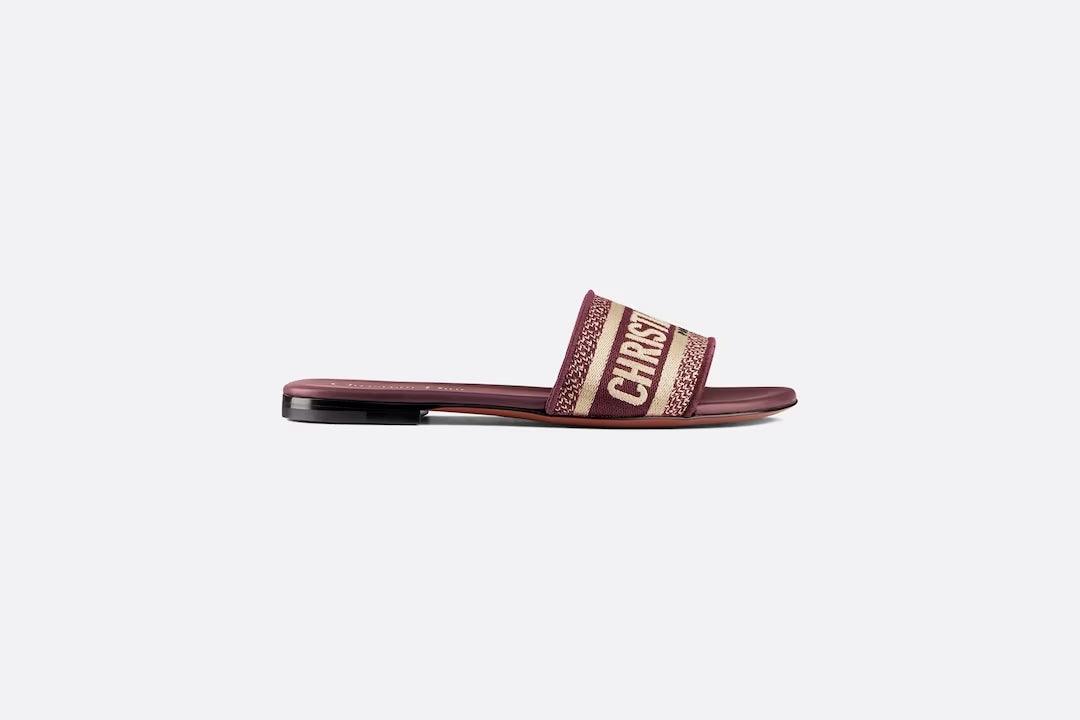 Dway Slide – the Dway slide has a timeless and emblematic silhouette – LUX VERSE Luxury Designer Fashion Outlet