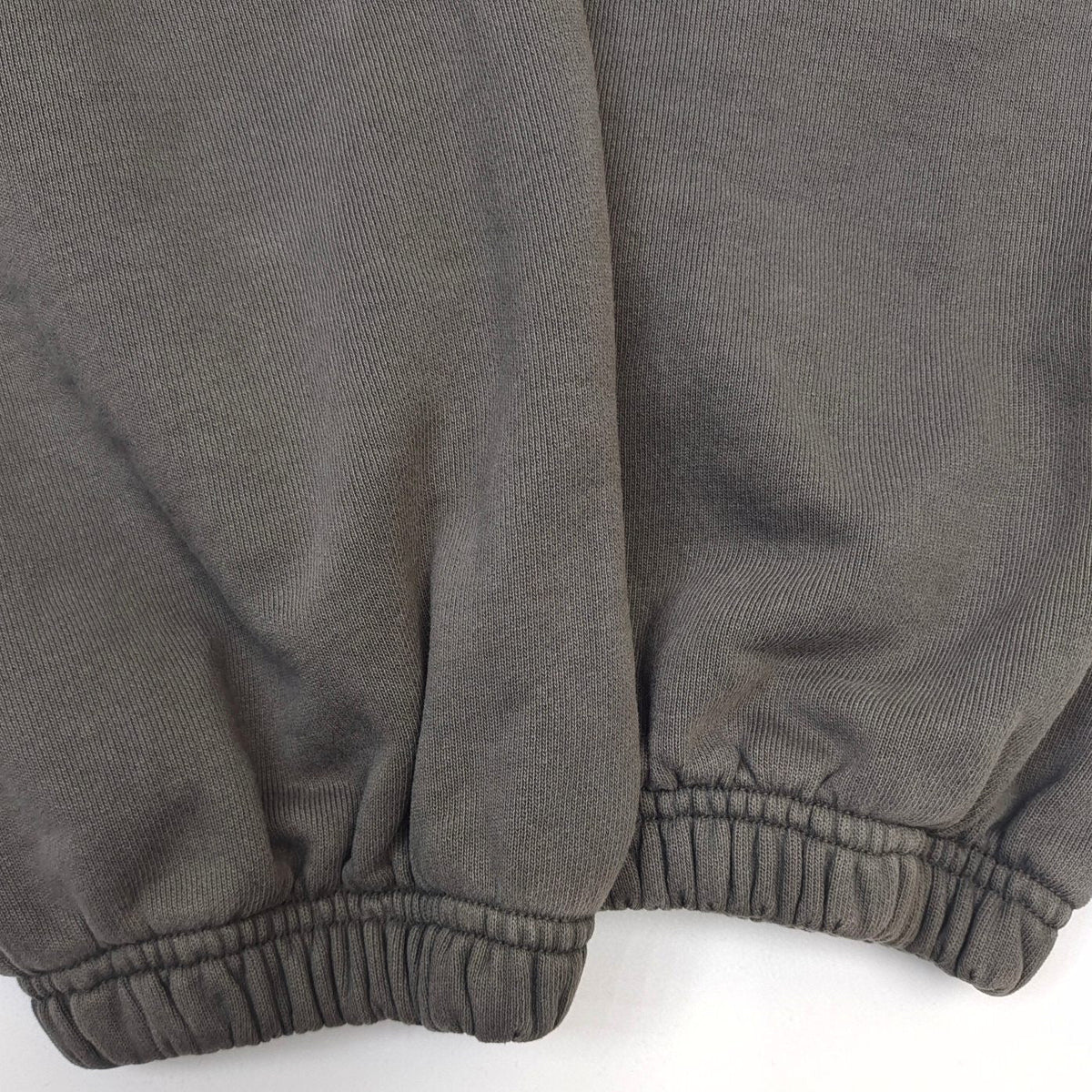 Olive Cotton Spider Graphic Joggers - Men's