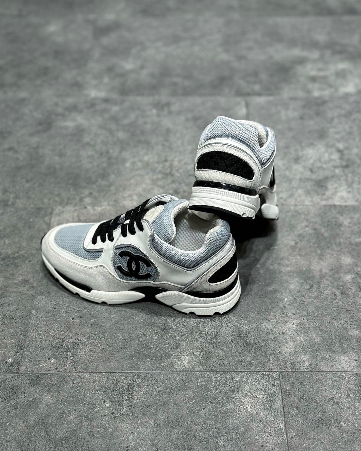 White Mesh Colourblock Chunky - Women's