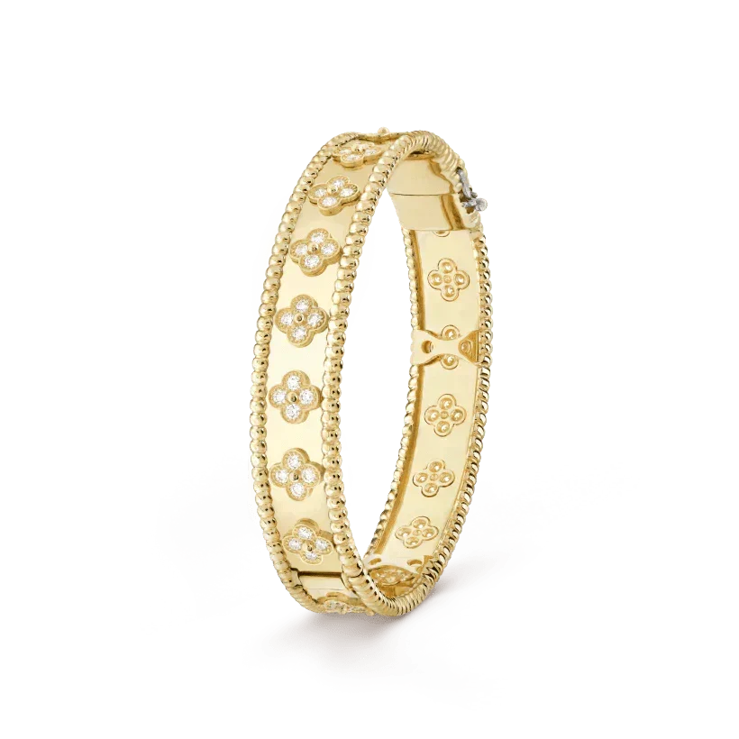 Essential Clovers bracelet – clovers collection are embellished with precious clover motifs, symbol of luck – LUX VERSE Luxury Designer Fashion Outlet