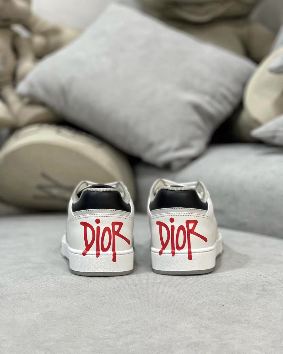 B27 Low White and Red Sneakers