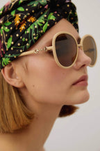 Beige sunglasses with horsebit detail – the Logo is featured with the same refined feeling as the fashion house does for – LUX VERSE Luxury Designer Fashion Outlet