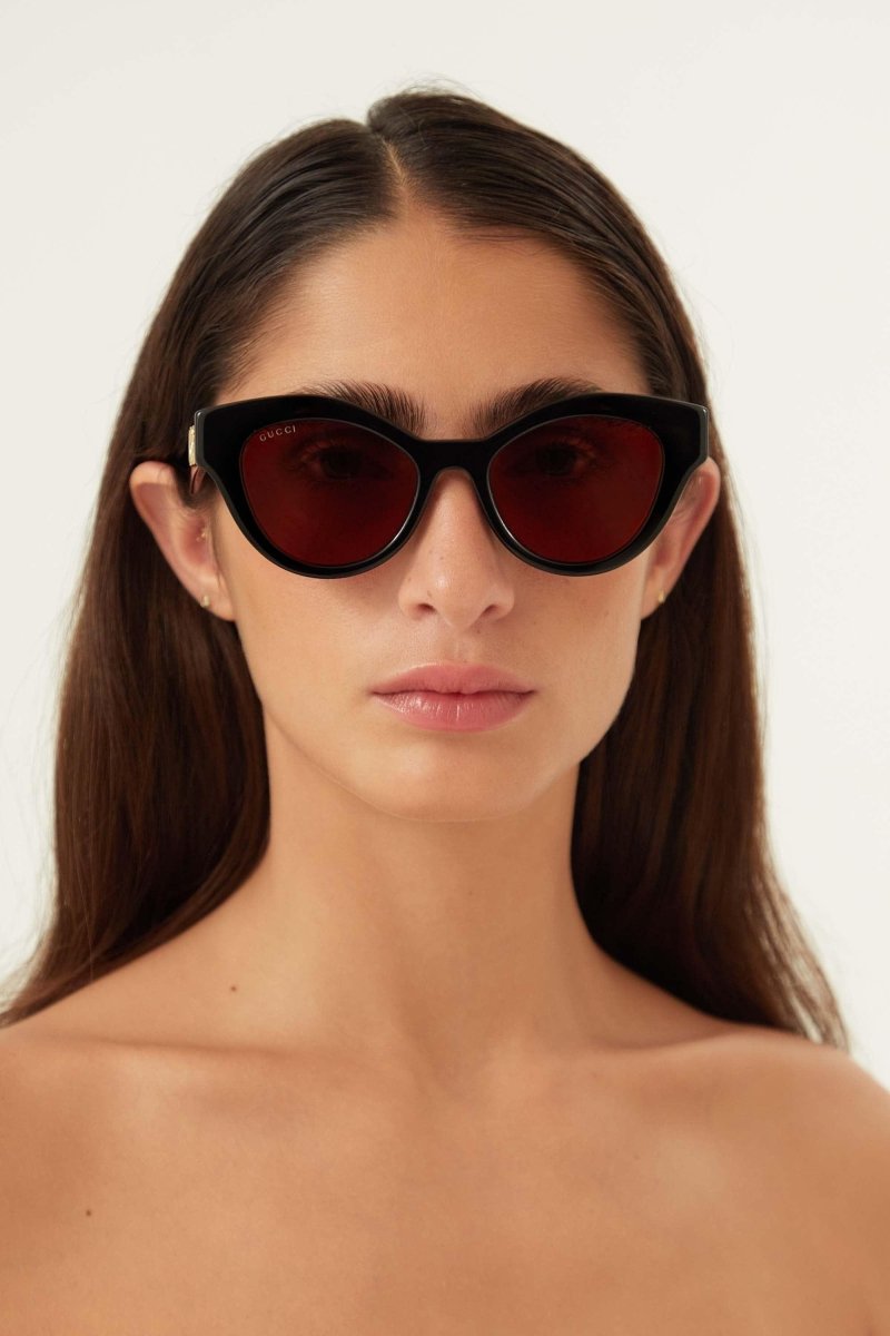 Cat eye burgundy sunglasses – cat-eye shape in plastic conceived for an extra-feminine look – LUX VERSE Luxury Designer Fashion Outlet