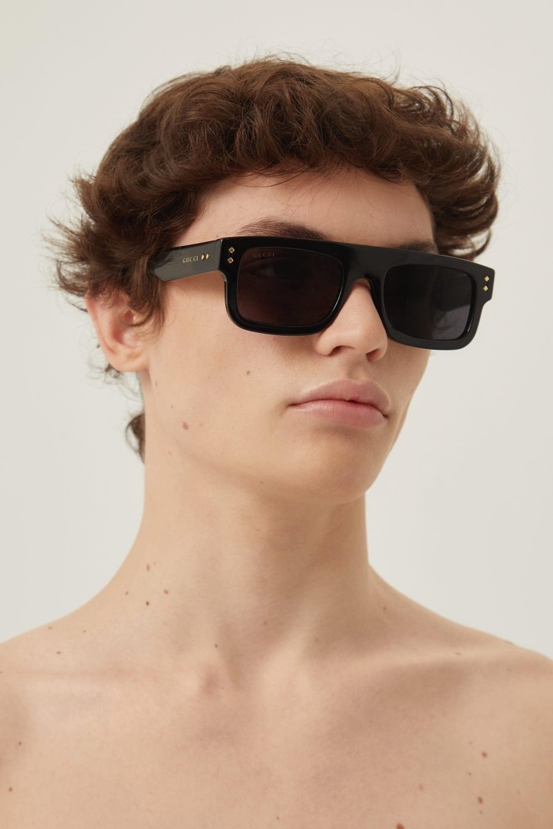 Flat top rectangular sunglasses – close your eyes and drift back in time…you’re in Piazza del Popolo in Rome, it’s – LUX VERSE Luxury Designer Fashion Outlet