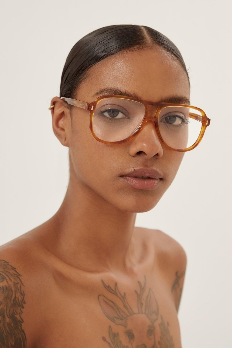 Light havana pilot with double bridge frame – this wholly Italian image unites with eyewear craftmanship is characterized by – LUX VERSE Luxury Designer Fashion Outlet