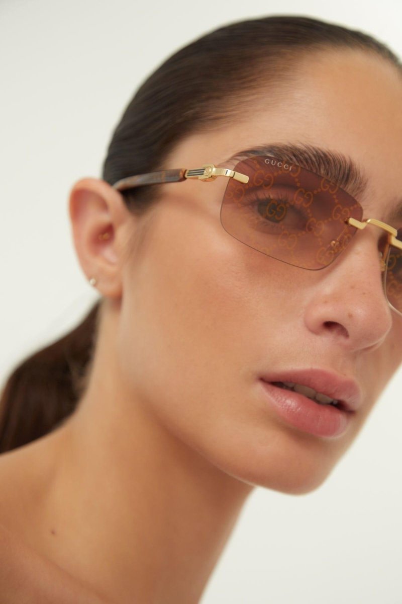 Micro metal sunglasses with logo all over – the integrated logo is framed by a series of details and becomes part of – LUX VERSE Luxury Designer Fashion Outlet