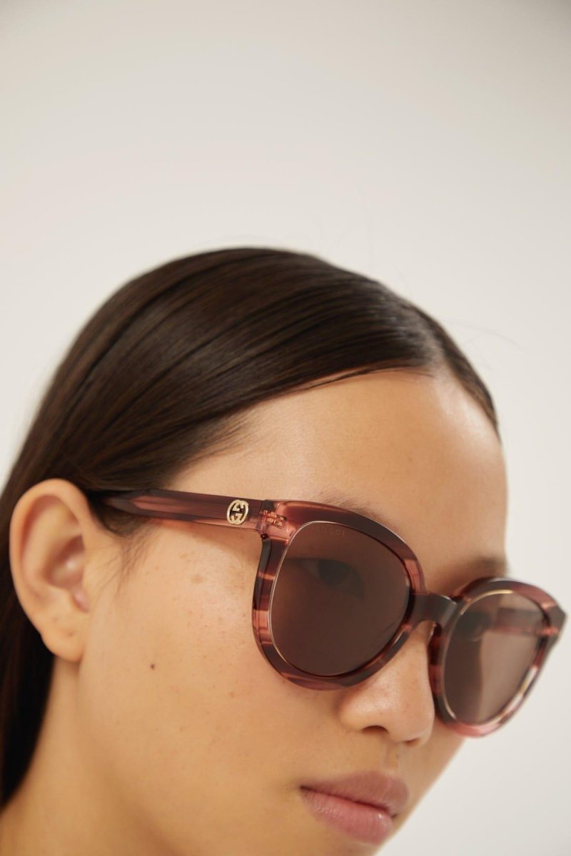 Oversize cat eye round pink sunglasses – summerish colour palette with a balance between transparent & solid colour – LUX VERSE Luxury Designer Fashion Outlet