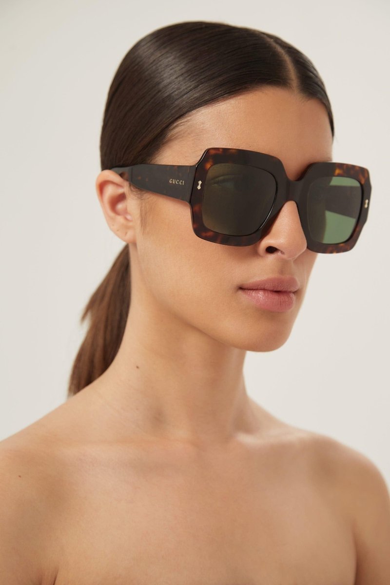 Oversized squared sustainable havana green sunglasses – as part of ´s ongoing commitment to environmental sustainability, the House has – LUX VERSE Luxury Designer Fashion Outlet