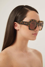 Oversized squared sustainable havana sunglasses – crafted with a significant content of sustainability sourced materials, – LUX VERSE Luxury Designer Fashion Outlet