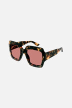 Oversized squared sustainable havana sunglasses – as part of ´s ongoing commitment to environmental sustainability, the House has – LUX VERSE Luxury Designer Fashion Outlet