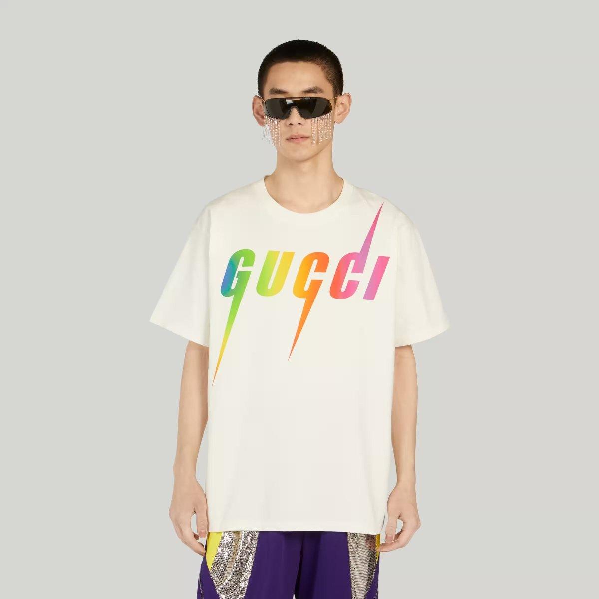 Print cotton T-shirt – designed with an oversize fit, this piece features a multicolour Blade print – LUX VERSE Luxury Designer Fashion Outlet