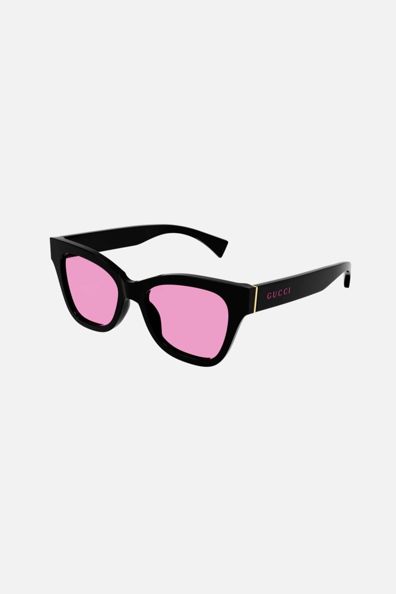 Soft cat-eye black and pink sunglasses – simplicity, attention to detail and a discreet logo, just like a high-end jacket – LUX VERSE Luxury Designer Fashion Outlet