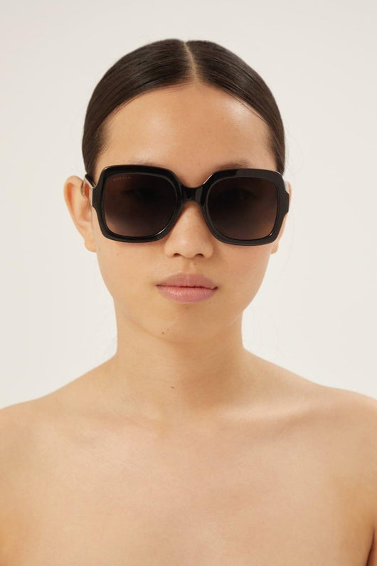 Gucci squared black thin acetate sunglasses - Lux Studios