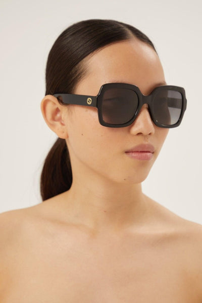 Gucci squared black thin acetate sunglasses - Lux Studios