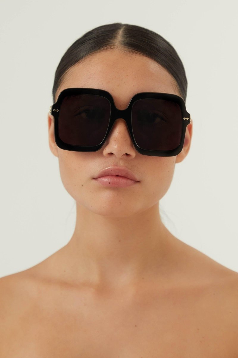 Squared oversize black sunglasses – colour palette is enriched with beautiful, unexpected coloured havanas – LUX VERSE Luxury Designer Fashion Outlet