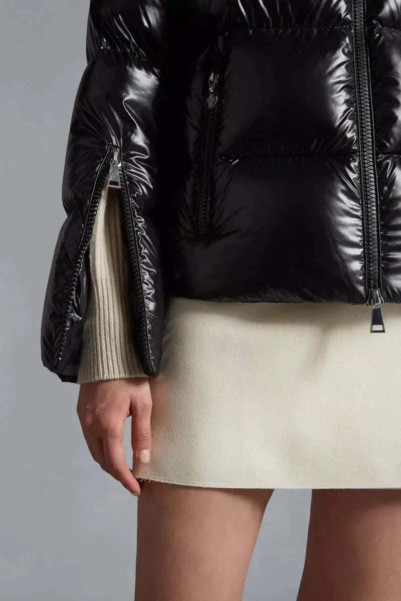 Huppe Short Down Jacket – bold volumes and logo lettering characterise the Huppe short down jacket from the – LUX VERSE Luxury Designer Fashion Outlet