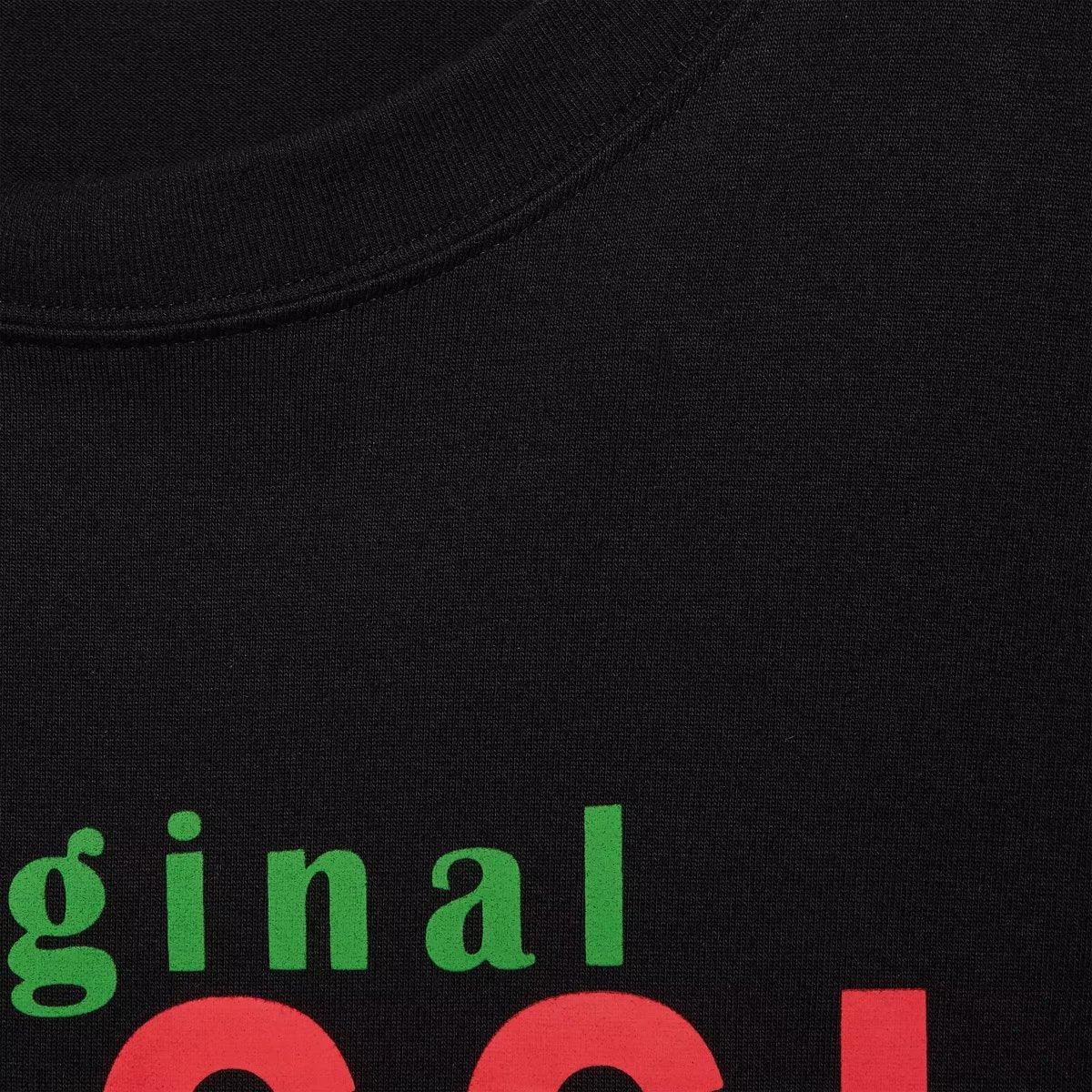 Original'print oversize T-shirt – the bold logo is shown throughout the Pre-Fall 2020 collection, featuring – LUX VERSE Luxury Designer Fashion Outlet