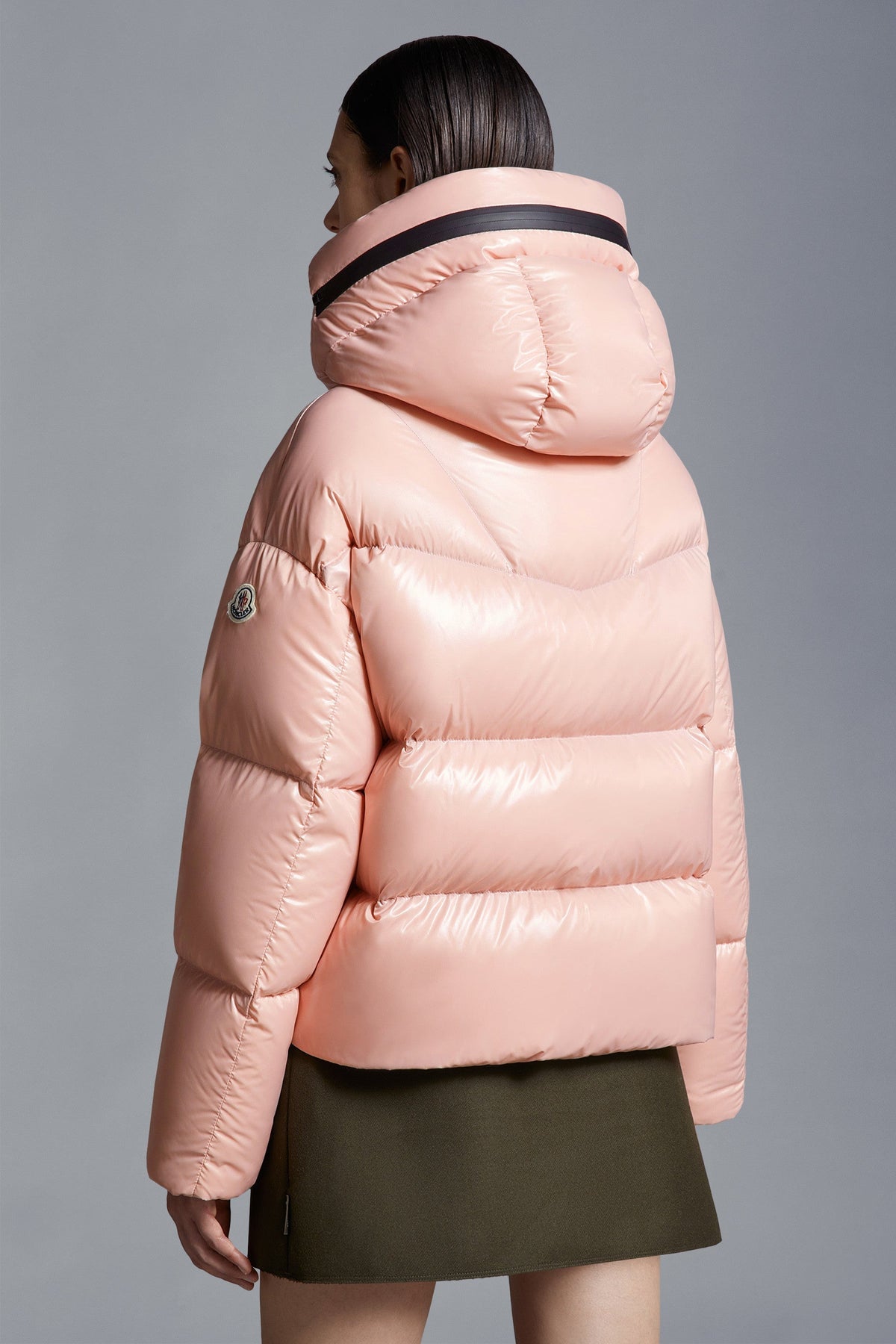 Huppe Short Down Jacket – bold volumes and logo lettering characterise the Huppe short down jacket from the – LUX VERSE Luxury Designer Fashion Outlet