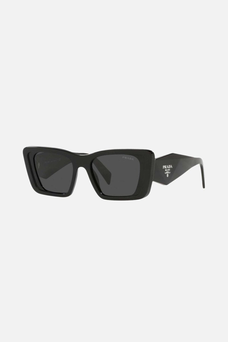 Cat-eye black sunglasses – sunglasses for women include a wide range of silhouettes and colors – LUX VERSE Luxury Designer Fashion Outlet