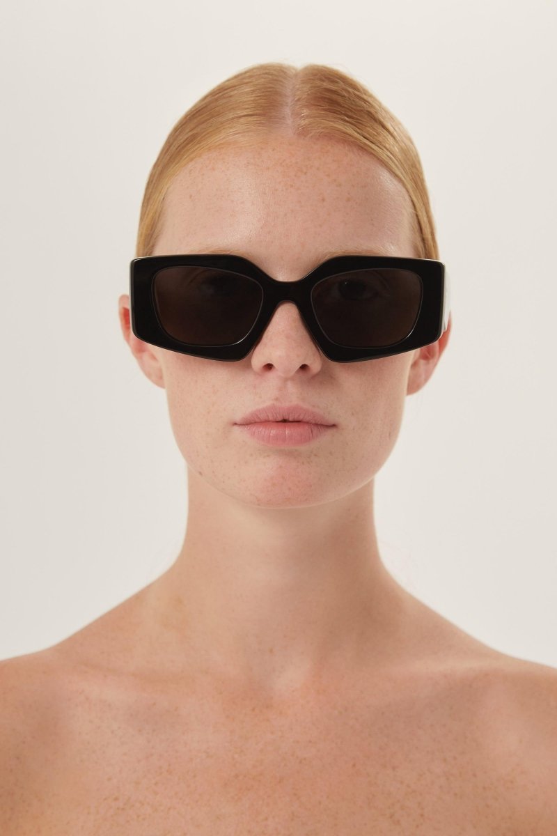 Geometrical black sunglasses – cinŽma styles to square Monochrome symbol frames – LUX VERSE Luxury Designer Fashion Outlet