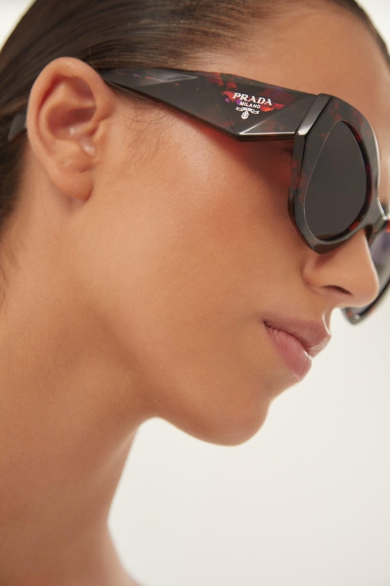 Havana and purple sunglasses – of silhouettes and colors: from the refined CinŽma styles to square – LUX VERSE Luxury Designer Fashion Outlet