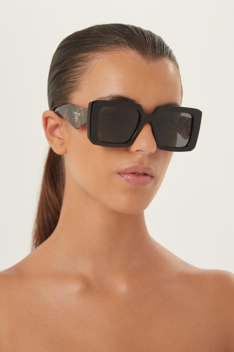 Squared sunglasses featuring the signature logo triangle – cinŽma styles to square Monochrome symbol frames – LUX VERSE Luxury Designer Fashion Outlet