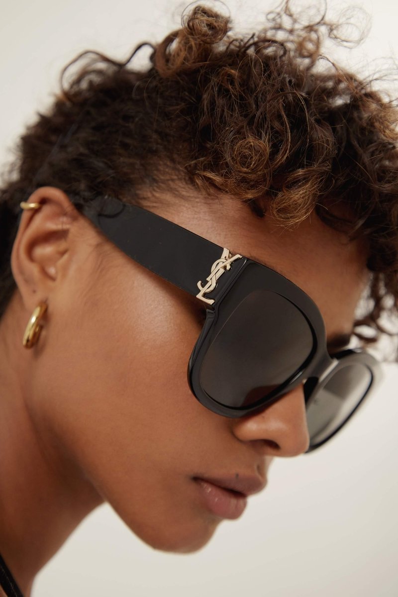 SL M95 oversized black cat eye sunglasses – tHE MYTHIC YSL SIGNATURE IS INTEGRATED AS AN HINGE DETAIL AND MADE HIGHLY VISIBLE ON – LUX VERSE Luxury Designer Fashion Outlet