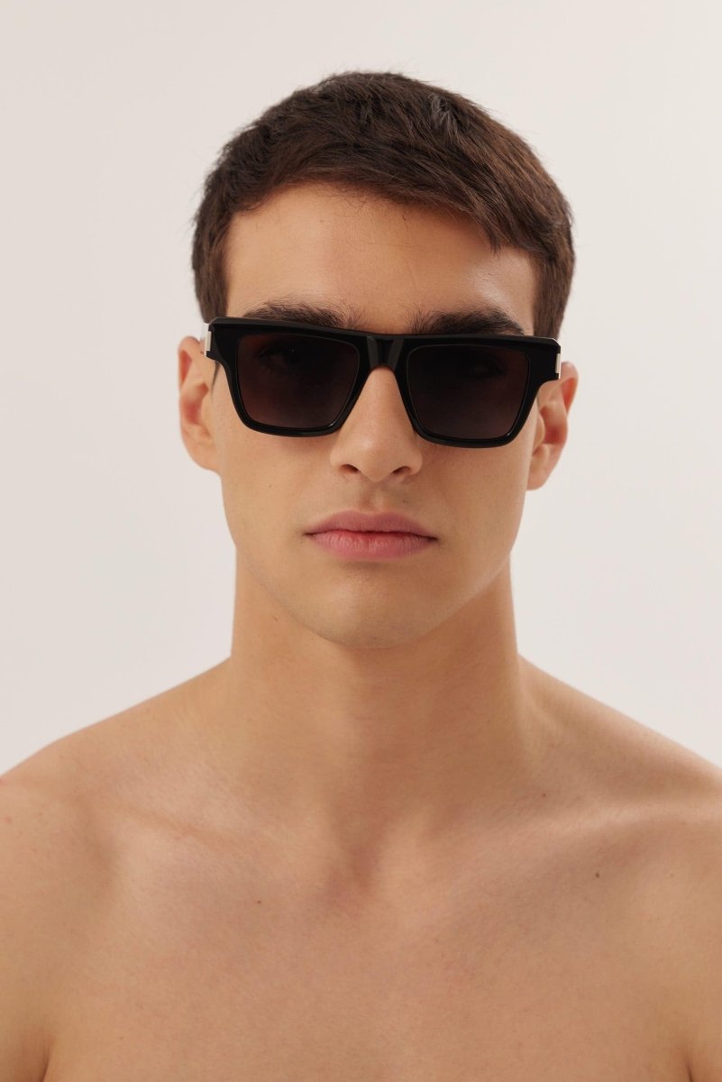 Squared black angular sunglasses – tHE STYLE IS ENRICHED BY THE ICONIC METAL CORNER ANGLE DETAILS – LUX VERSE Luxury Designer Fashion Outlet