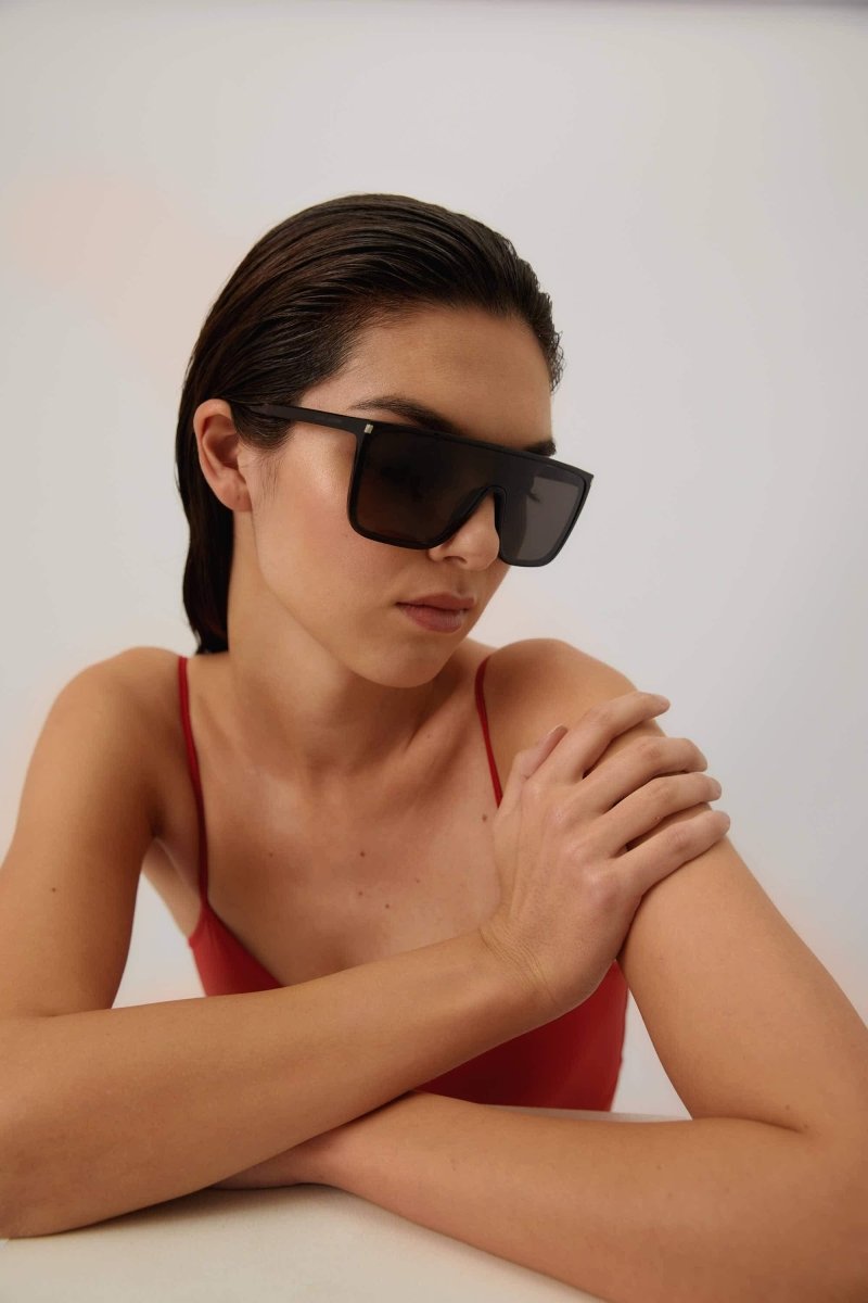 UNISEX MASK ACE black sunglasses – the logo is laser engraved on both temples – LUX VERSE Luxury Designer Fashion Outlet