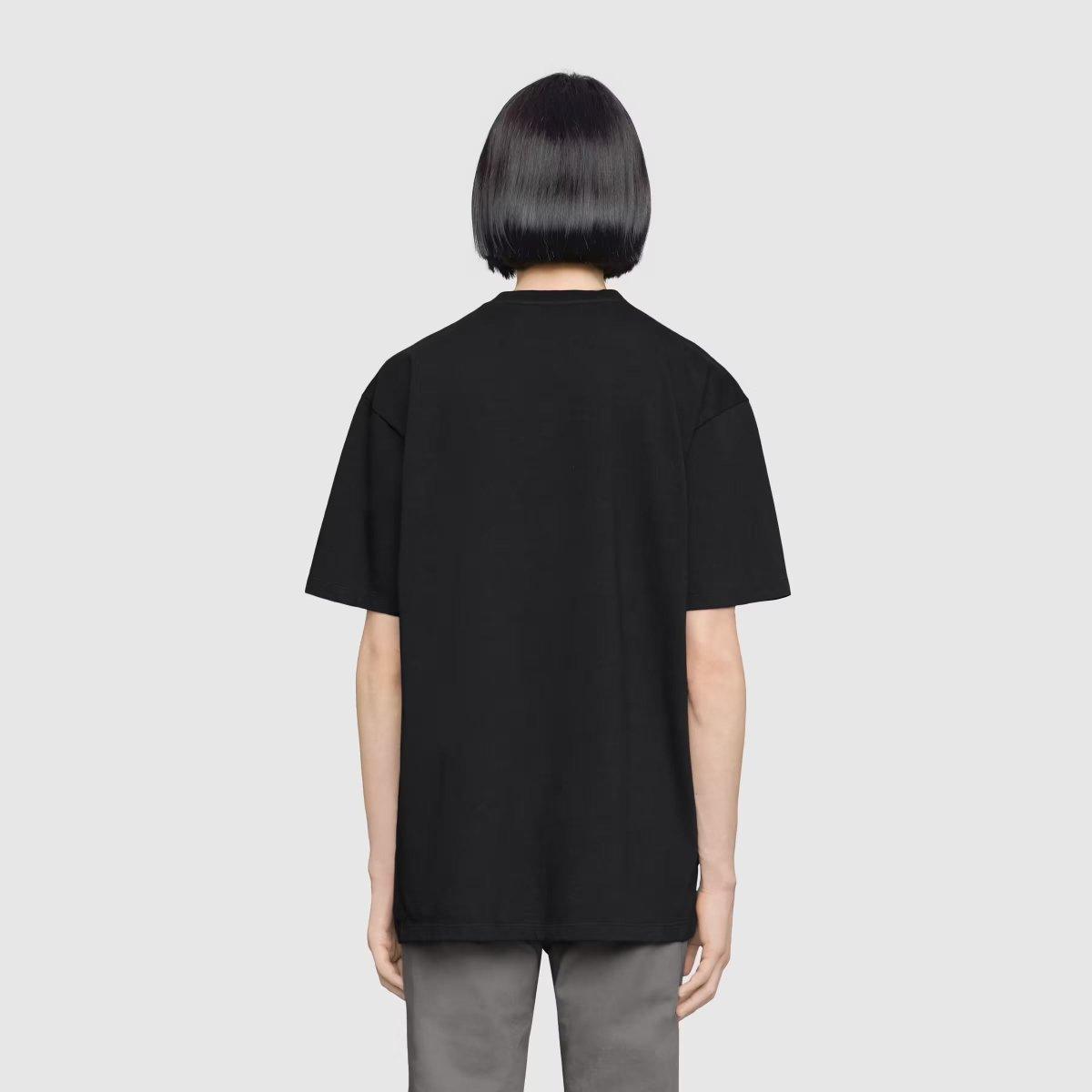T-shirt with Blade print – black cotton jersey White and red Blade print Crewneck Oversize fit Please – LUX VERSE Luxury Designer Fashion Outlet