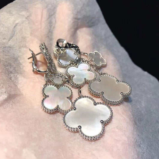CLOVER  4 MOTIFS WHITE MOP EARRINGS  SILVER