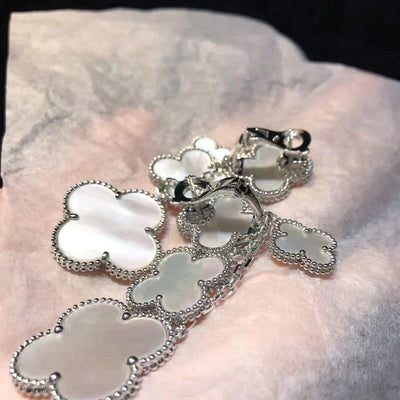 CLOVER  4 MOTIFS WHITE MOP EARRINGS  SILVER