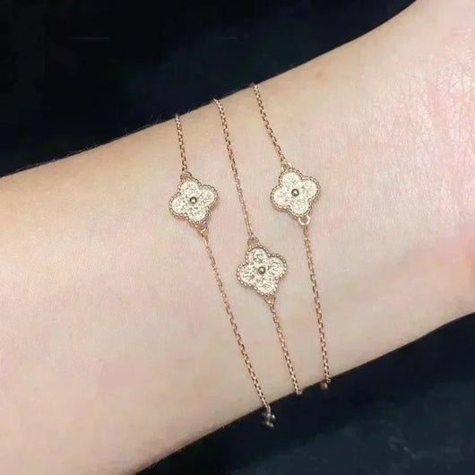 CLOVER SINGLE FLOWER BRACELET