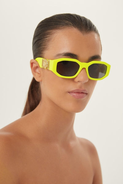 Versace biggie sunglasses in yellow with iconic jellyfish - Lux Studios