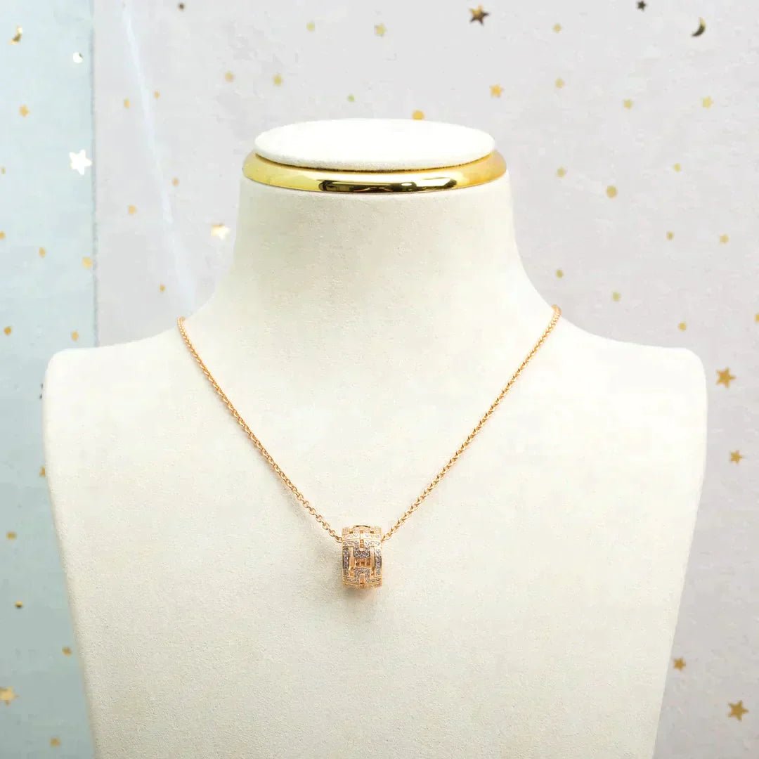 PARENTESI NECKLACE ROSE GOLD DIAMOND