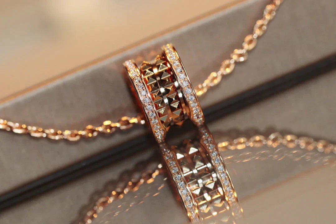 ZERO 1 ROCK PEDANT ROSE GOLD NECKLACE